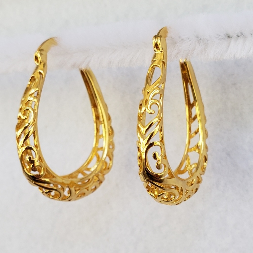 18k Gold-plated Filigree Oval Hoop Earrings NWOT